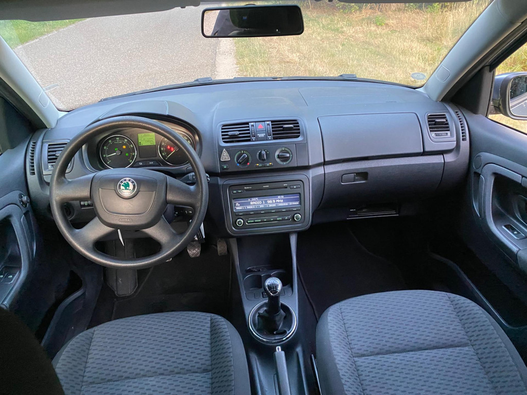 46166972-8.jpg